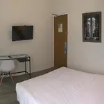 Du Maine 2* Paris