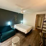 Hotel Du Maine