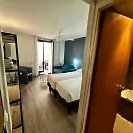 Hotel Du Maine