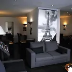 Du Maine 2* Paris